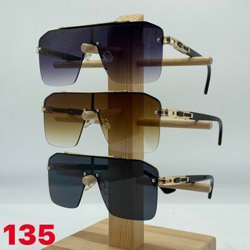 135 UV400