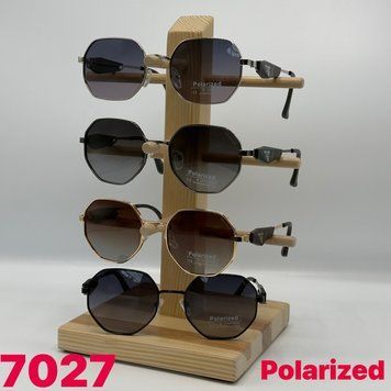 7027 Prada
